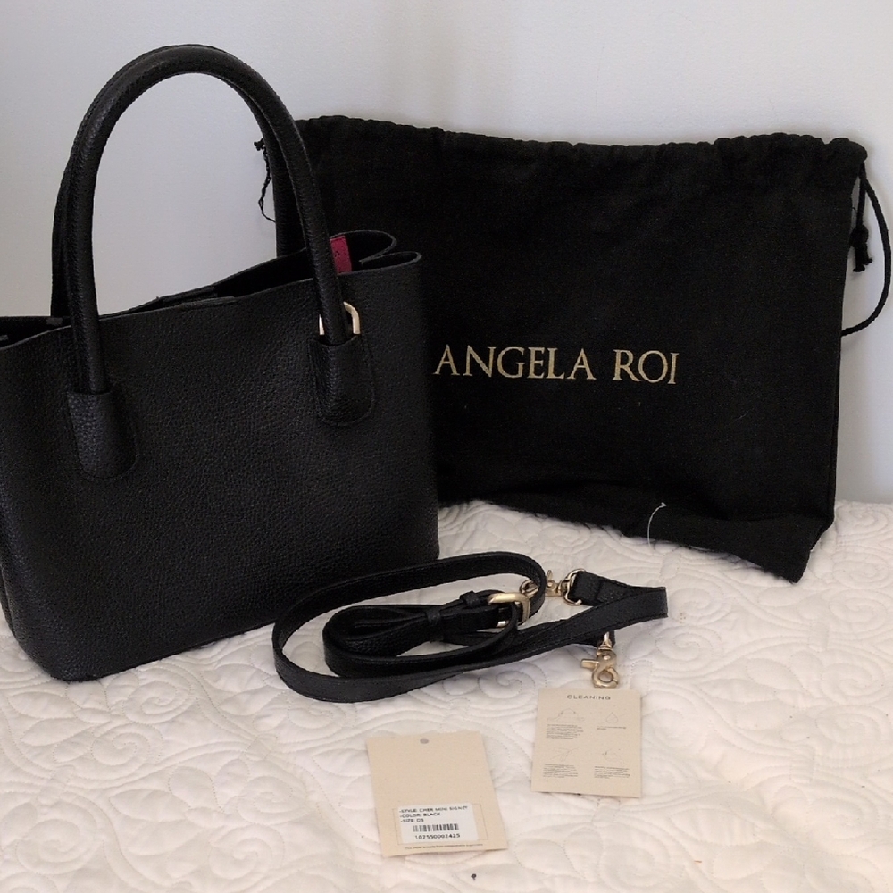 Angela Roi Cher Mini (Signet)
